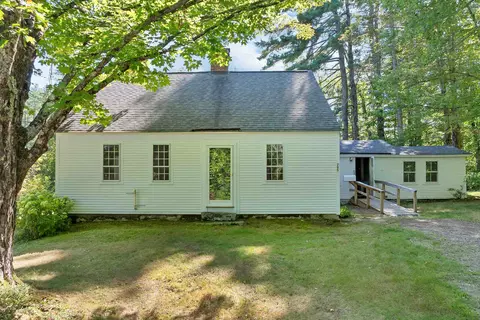285 Range Rd, Sandwich, NH 03227