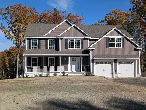 3 Blaisdell Ct, Raymond, NH 03077