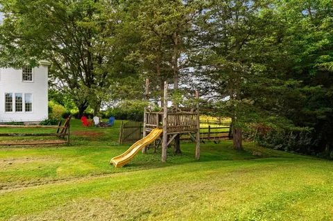 Exterior - 1153 Webster Rd, Shoreham, VT 05770 photo 10 of 11
