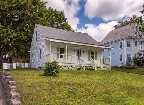 33 Charlotte Ave, Nashua, NH 03064
