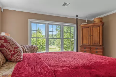 Bedroom - 84 Cameron Dr, Jackson, NH 03846 photo 2 of 8