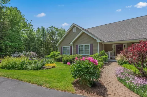 Exterior - 84 Cameron Dr, Jackson, NH 03846 photo 3 of 12