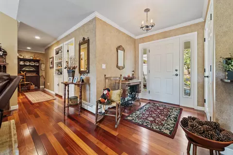 Entry Way - 84 Cameron Dr, Jackson, NH 03846 photo 1 of 8