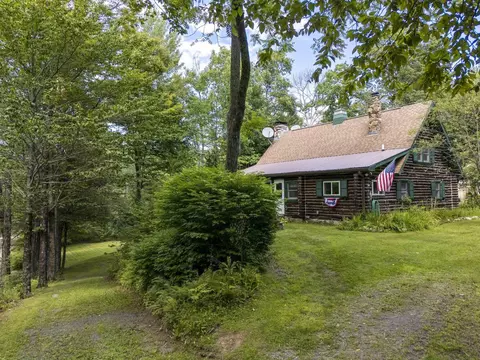 171 Grout Hill Rd, Acworth, NH 03601