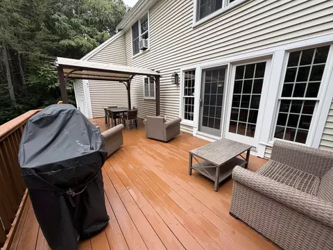 Exterior - 7 Palmer Dr, Kensington, NH 03833 photo 4 of 6