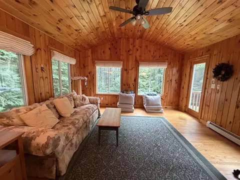 Living - 7 Palmer Dr, Kensington, NH 03833 photo 4 of 7