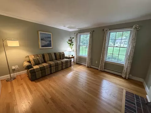 Living - 7 Palmer Dr, Kensington, NH 03833 photo 6 of 7