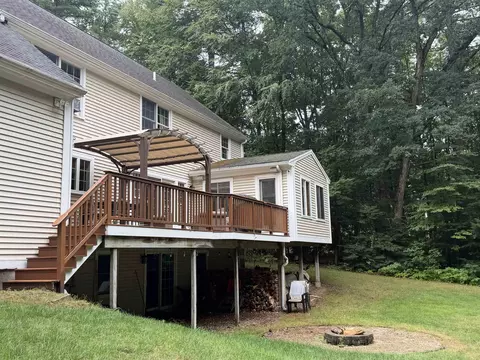 Exterior - 7 Palmer Dr, Kensington, NH 03833 photo 5 of 6