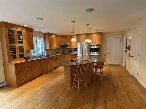 Kitchen - 7 Palmer Dr, Kensington, NH 03833 photo 5 of 5