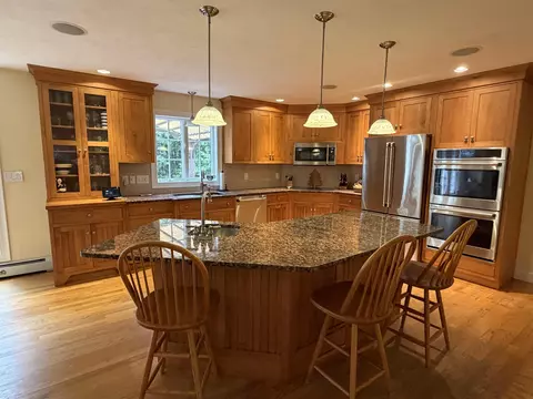 Kitchen - 7 Palmer Dr, Kensington, NH 03833 photo 1 of 5