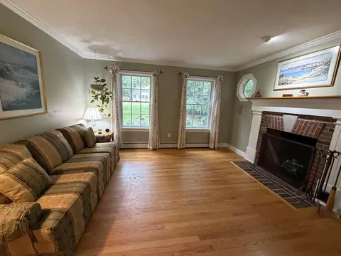 Living - 7 Palmer Dr, Kensington, NH 03833 photo 5 of 7