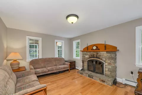 Living - 38 Sharon Rd, Windham, NH 03087 photo 2 of 3