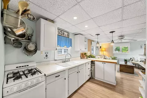 Kitchen - 83 Acorn Rd, Hampton, NH 03842 photo 4 of 7