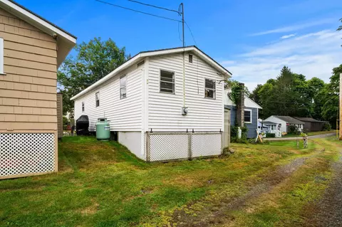 Exterior - 83 Acorn Rd, Hampton, NH 03842 photo 7 of 11