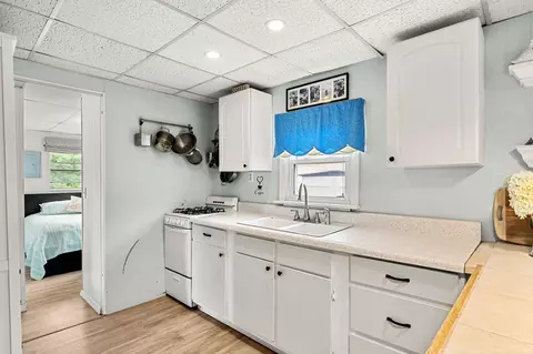 Kitchen - 83 Acorn Rd, Hampton, NH 03842 photo 7 of 7