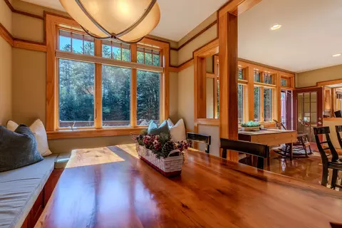 Dining - 45 Trailside Rd, Ludlow, VT 05149 photo 2 of 4