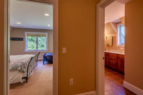 Entry Way - 45 Trailside Rd, Ludlow, VT 05149 photo 7 of 9