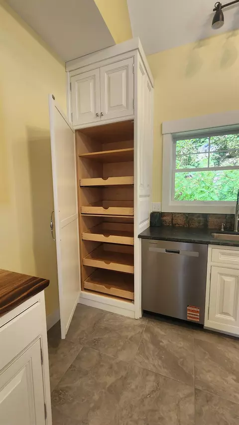 Kitchen - 188 Wall St, Springfield, VT 05156 photo 4 of 7