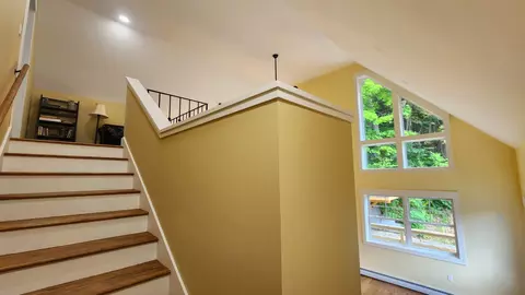 Entry Way - 188 Wall St, Springfield, VT 05156 photo 3 of 6