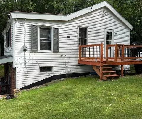 137 Loon Pond Rd, Gilmanton, NH 03237