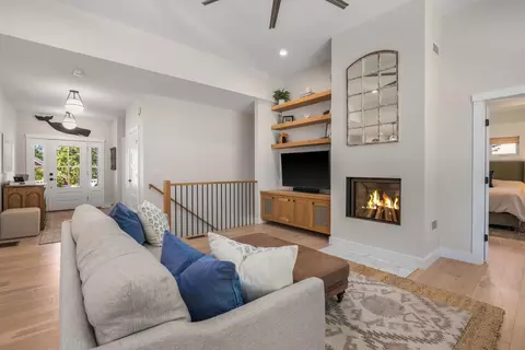 Living - 281 Wallis Rd, Rye, NH 03870 photo 1 of 3