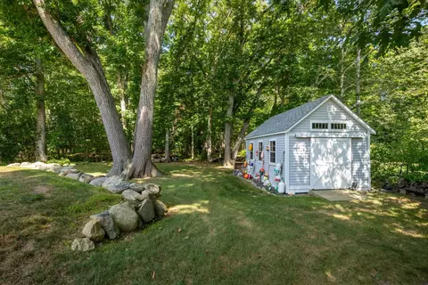 Exterior - 281 Wallis Rd, Rye, NH 03870 photo 12 of 15