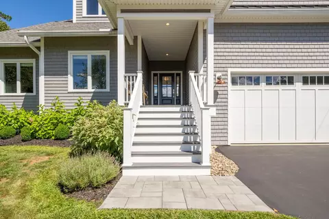 Exterior - 281 Wallis Rd, Rye, NH 03870 photo 5 of 15