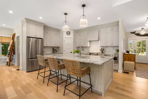 Kitchen - 281 Wallis Rd, Rye, NH 03870 photo 2 of 4