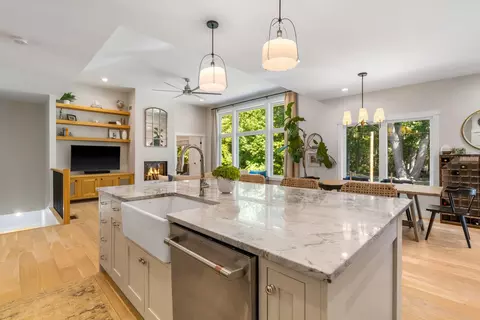 Kitchen - 281 Wallis Rd, Rye, NH 03870 photo 4 of 4