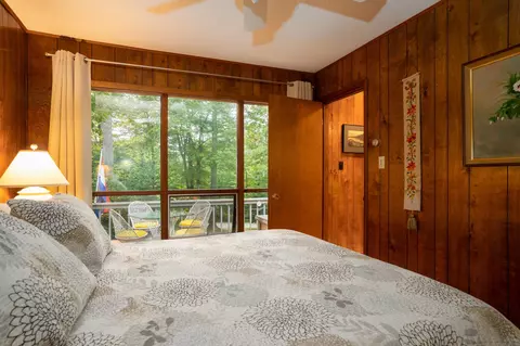 Bedroom - 292 Forest Mountain Rd, Peru, VT 05152 photo 2 of 4