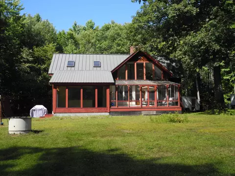 321 Hackleboro Rd, Canterbury, NH 03224