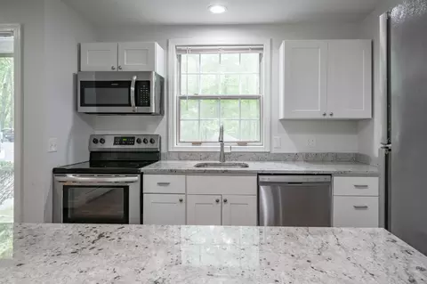 Kitchen - 1465 Hooksett Rd #52, Hooksett, NH 03106 photo 1 of 6