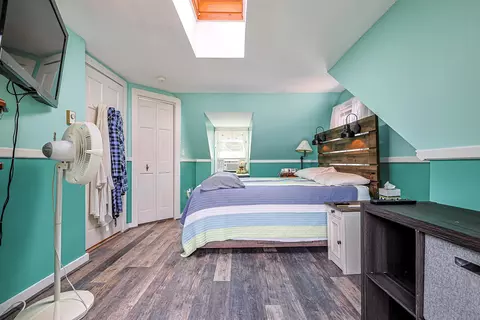 Bedroom - 360 High St, Hampton, NH 03842 photo 4 of 4