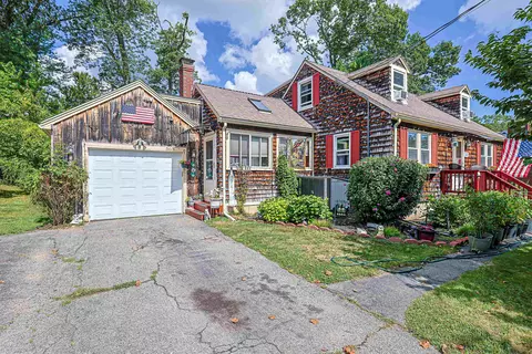 Exterior - 360 High St, Hampton, NH 03842 photo 4 of 8