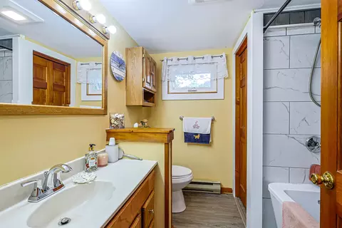 Bath - 360 High St, Hampton, NH 03842 photo 2 of 2