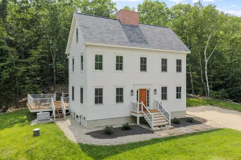 405 Mountain Rd, Lyndeborough, NH 03082
