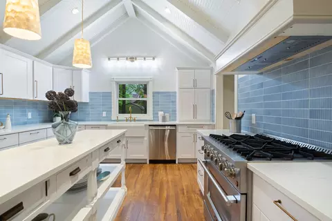 Kitchen - 38 Mill Rd, North Hampton, NH 03862 photo 4 of 9