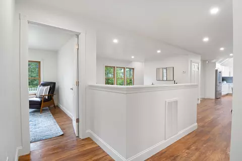 Entry Way - 38 Mill Rd, North Hampton, NH 03862 photo 7 of 8
