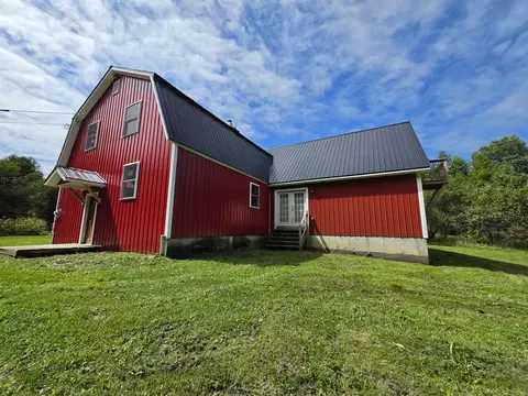 Exterior - 1148 Wheelock Rd, Sutton, VT 05867 photo 7 of 10