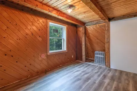 Bedroom - 1148 Wheelock Rd, Sutton, VT 05867 photo 3 of 6