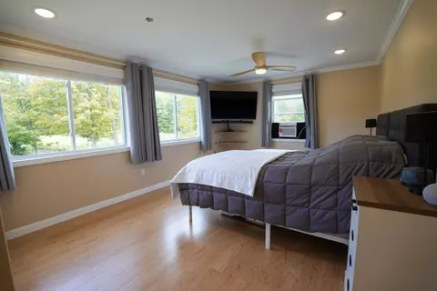 Bedroom - 1268 County Rd, Windsor, VT 05089 photo 2 of 4