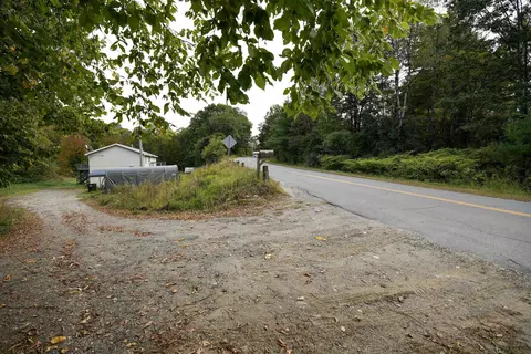 Exterior - 1268 County Rd, Windsor, VT 05089 photo 4 of 6