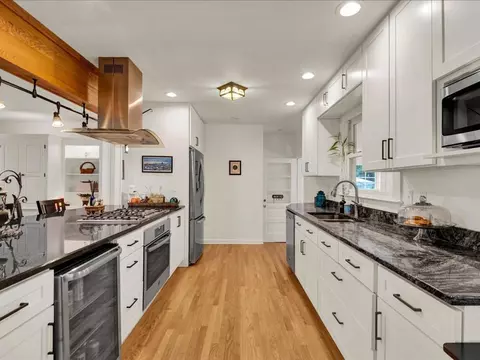 Kitchen - 13 Pinehurst Dr, Jericho, VT 05465 photo 1 of 5