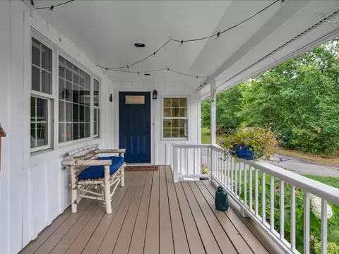 Exterior - 13 Pinehurst Dr, Jericho, VT 05465 photo 3 of 8