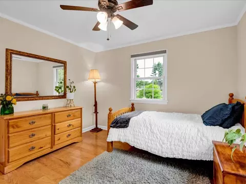 Bedroom - 13 Pinehurst Dr, Jericho, VT 05465 photo 4 of 8