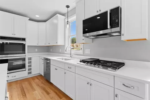 Kitchen - 17 Bernice St, Hooksett, NH 03106 photo 2 of 3