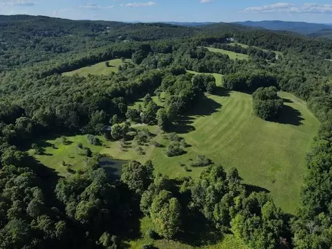 232 Town Farm Hill Rd, Hartland, VT 05048