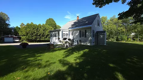 Exterior - 14 Gordon Ave, Gorham, NH 03581 photo 10 of 19