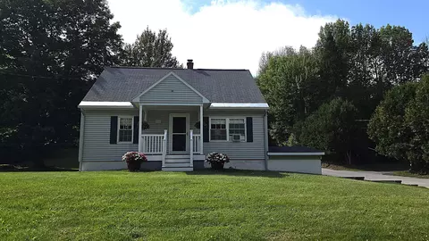Exterior - 14 Gordon Ave, Gorham, NH 03581 photo 3 of 19