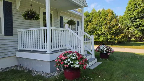 Exterior - 14 Gordon Ave, Gorham, NH 03581 photo 15 of 19